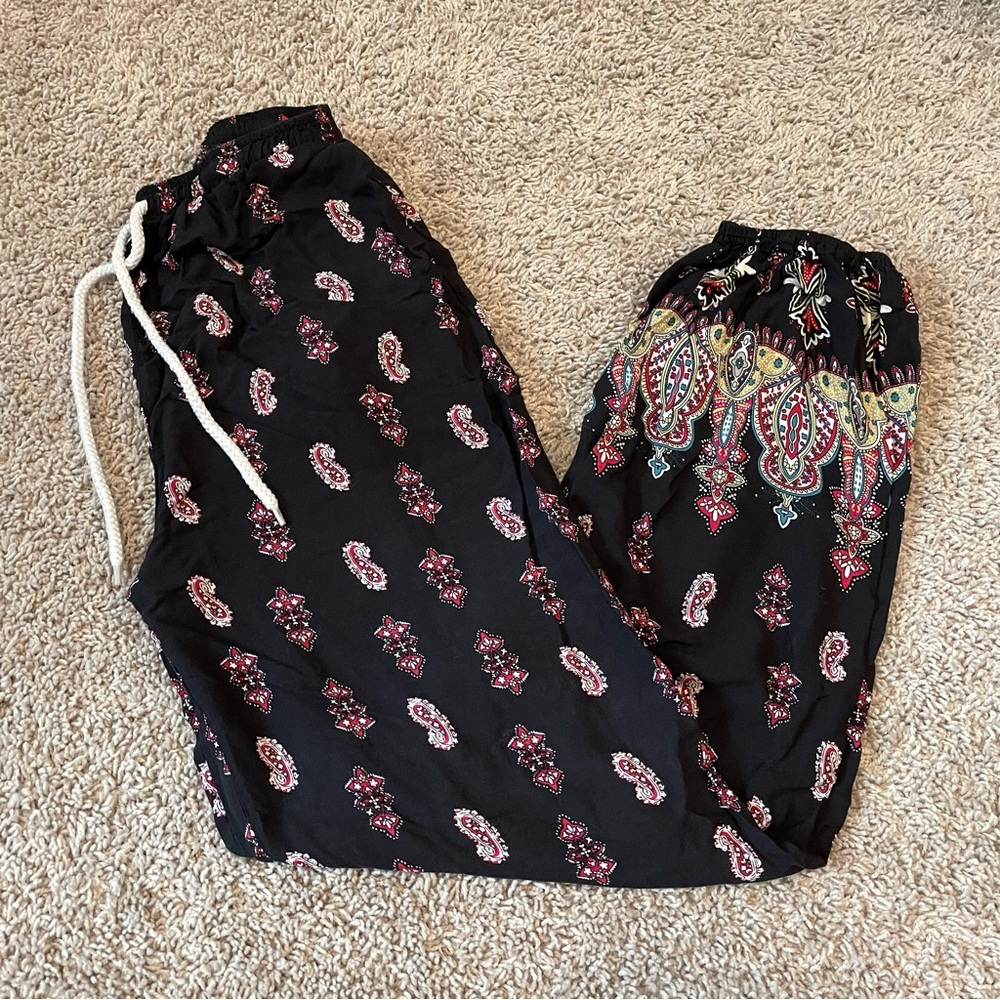 Urban coco tribal pants black small inseam 28”